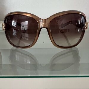 Gucci Brown Gradient Oversized Sunglasses with Gold Accents